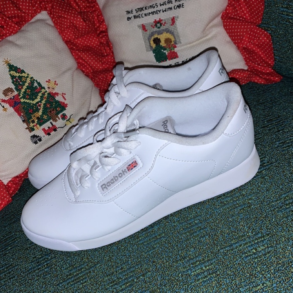 All white Reebok classic shoes